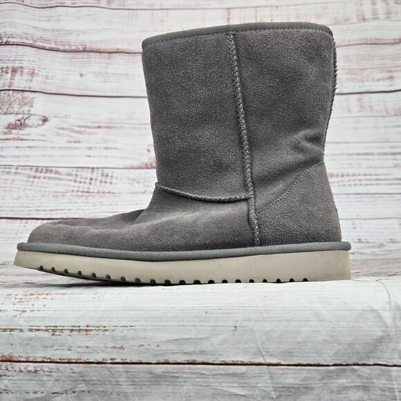 Koolaburra By UGG Womens Short Boots Gray Suede Size 9 Casual Cozy Warm Casual - Picture 2 of 9